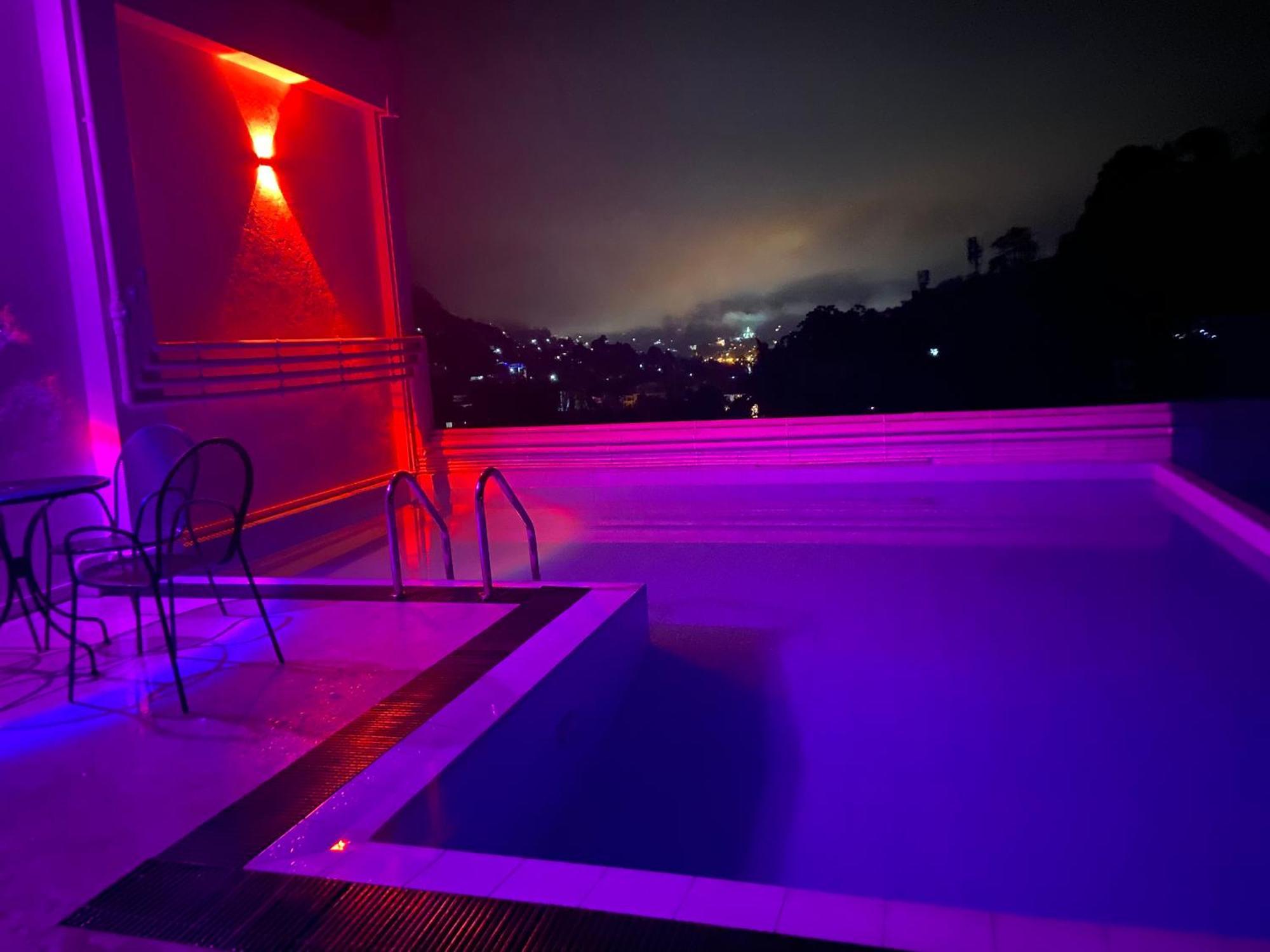 Aurelia Inn Kandy Exteriör bild
